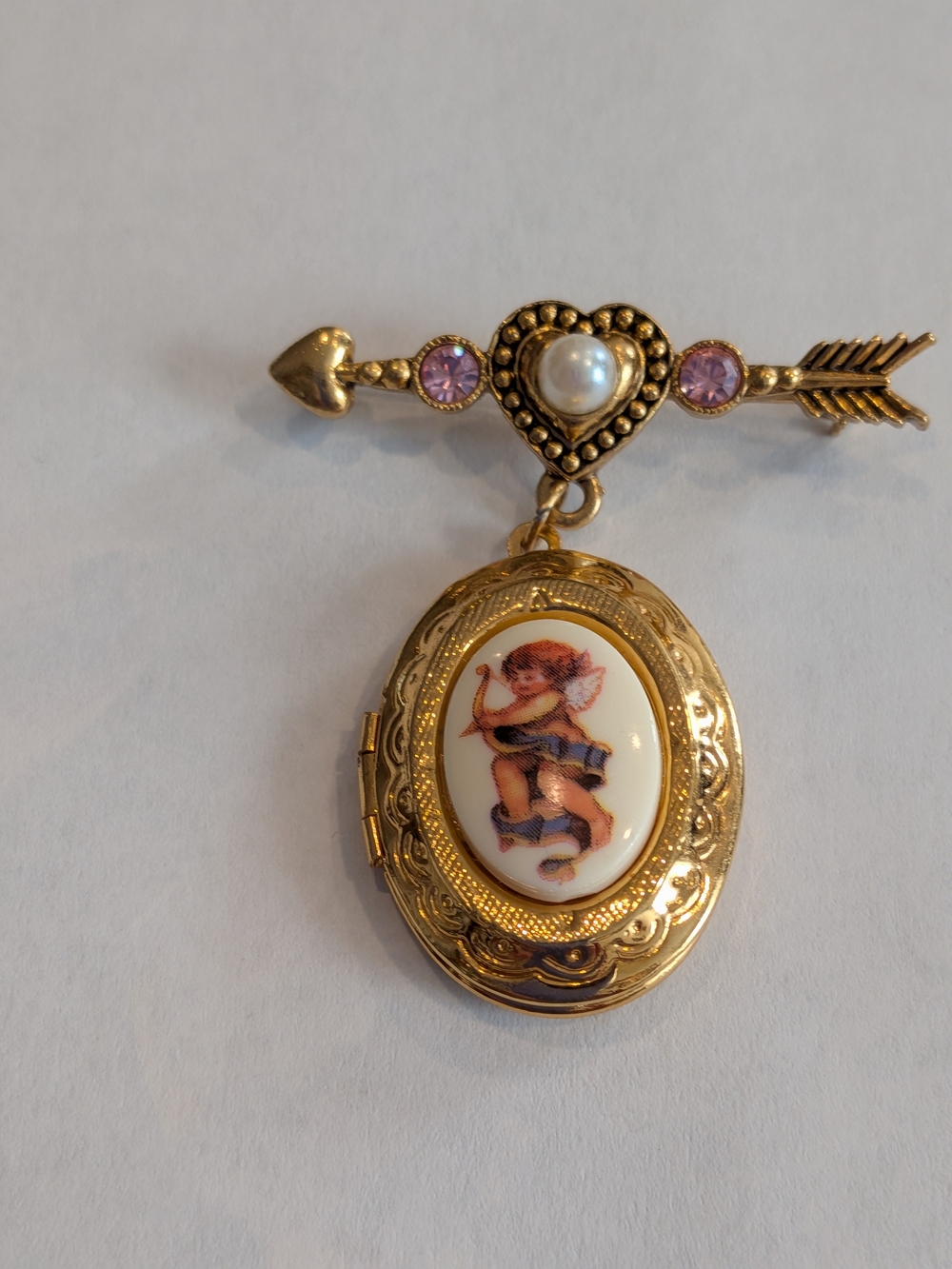 Vintage 1990s Avon Cupid Angel Gold-Tone Cherub Locket Brooch